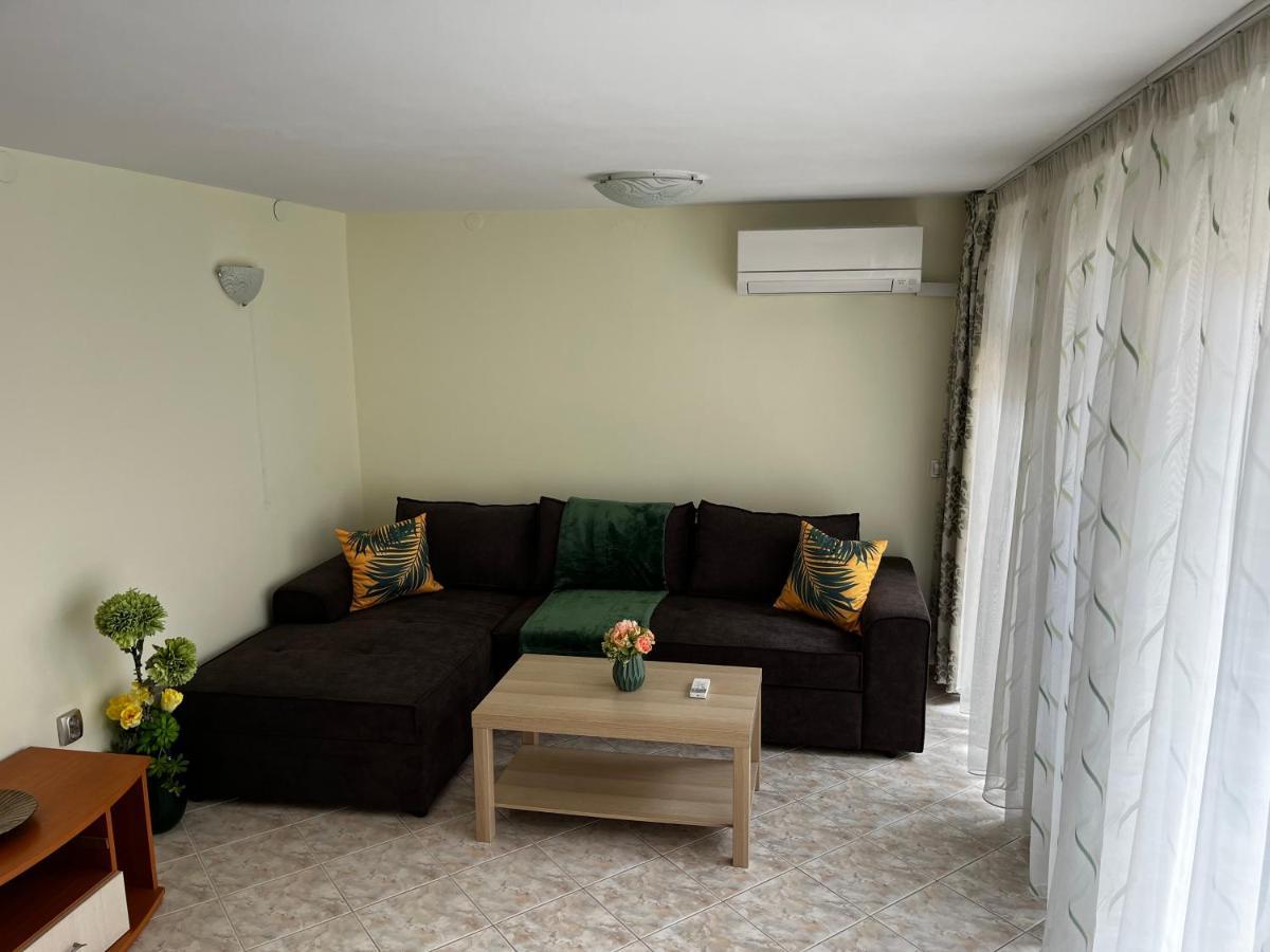 Green Central Apartment Varna Eksteriør bilde